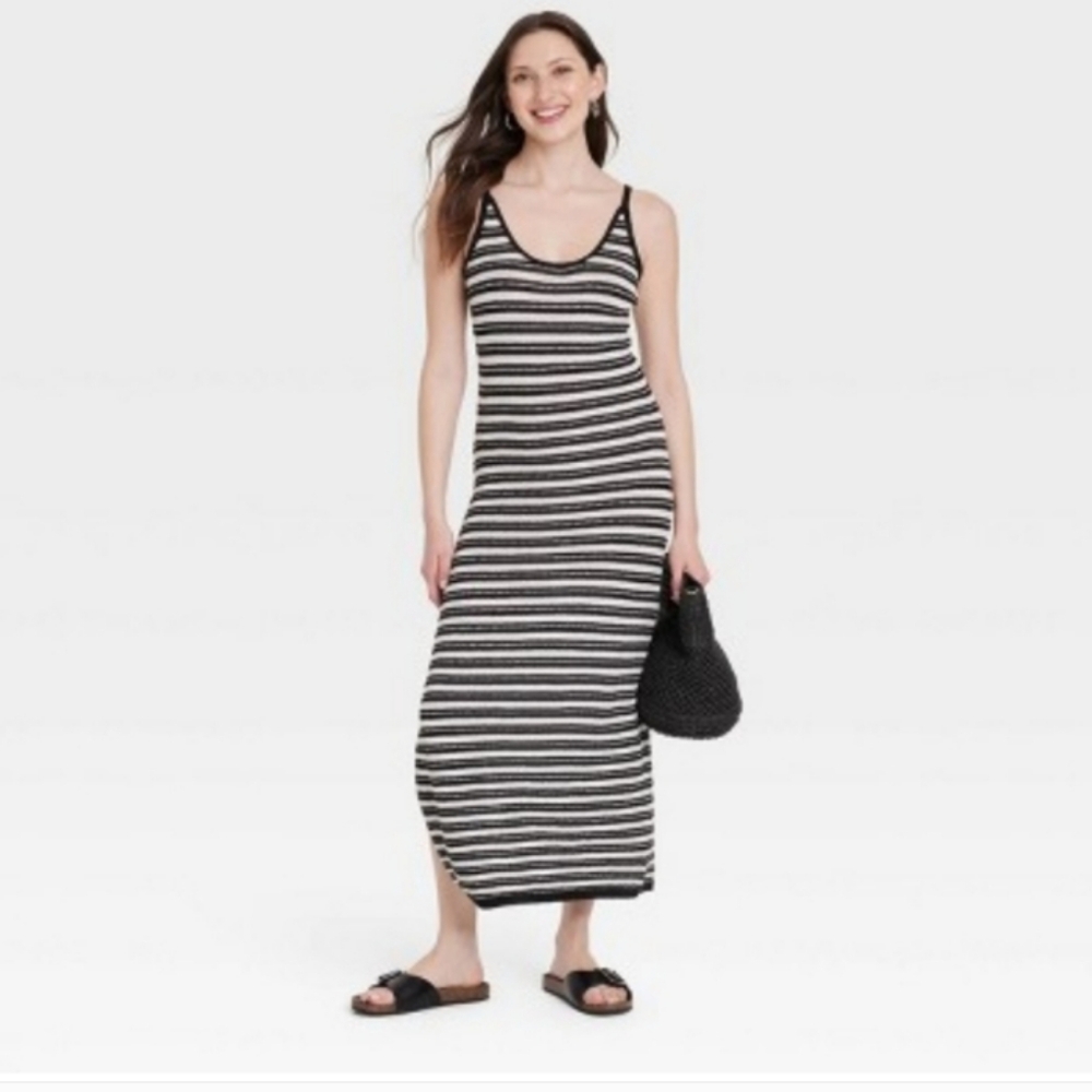 Universal Thread Black and White Midi Sweater Dress